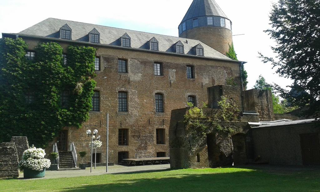 Ferienhaus Burgblick Brueggen Брюґґен Номер фото